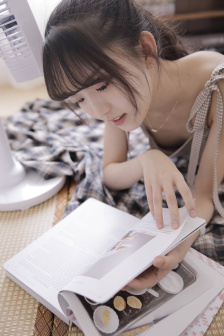 娇乳被教练摸得受不了